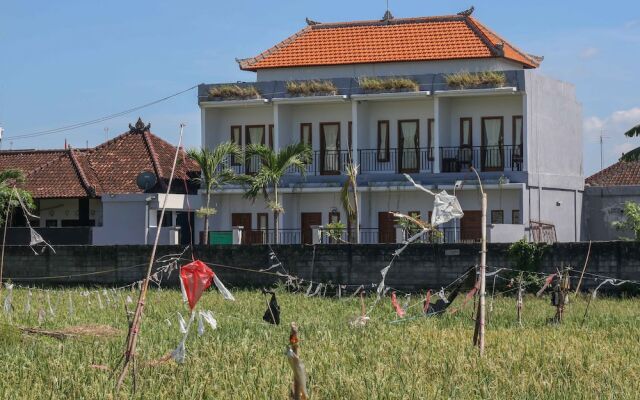 Airy Sunset Road Pararaton 6 Bali