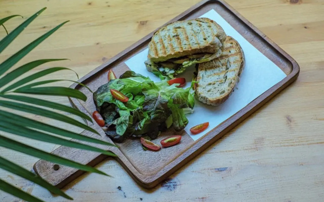 Mad Monkey  Vang Vieng