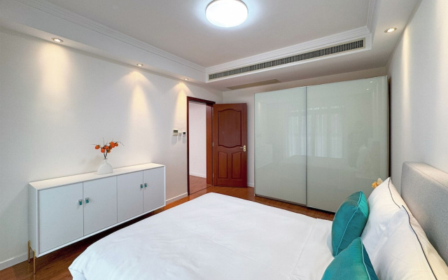 Tyms 3BR 2BA Apt  Gubei Fully Furnished