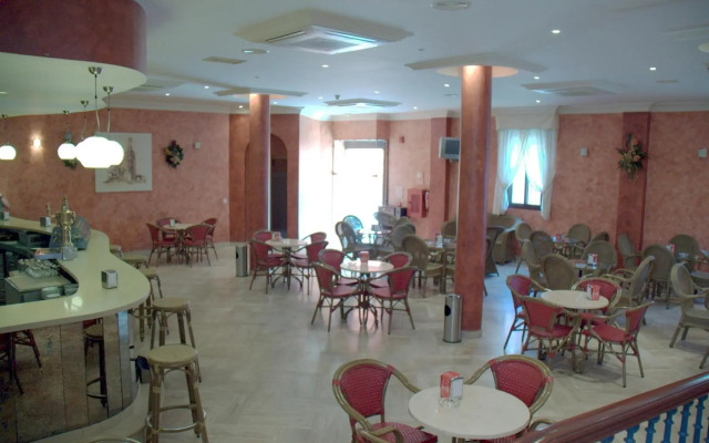 Hotel Los Girasoles