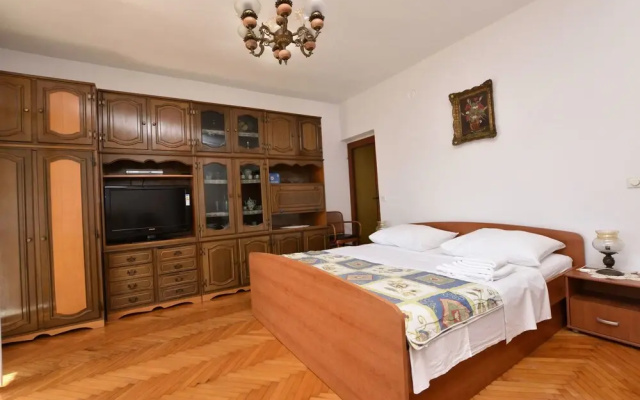 Apartment Luketa