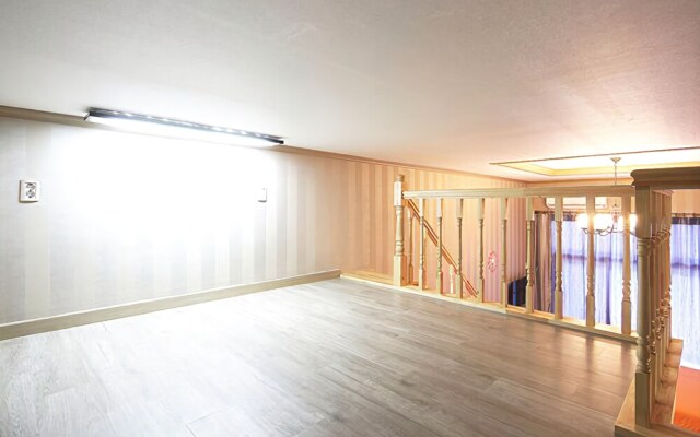 Gyeongpo Yangji Pension