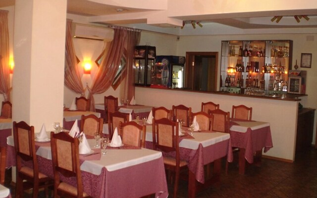 Naberezhnaya Hotel