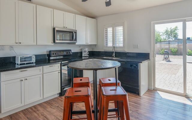 4BR Home in Tempe near ASU by WanderJaunt