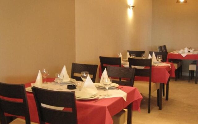 Pansion & Apartments Sidro