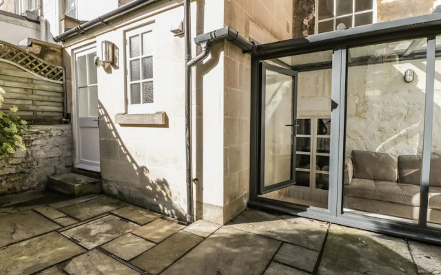 23 Daniel Street
