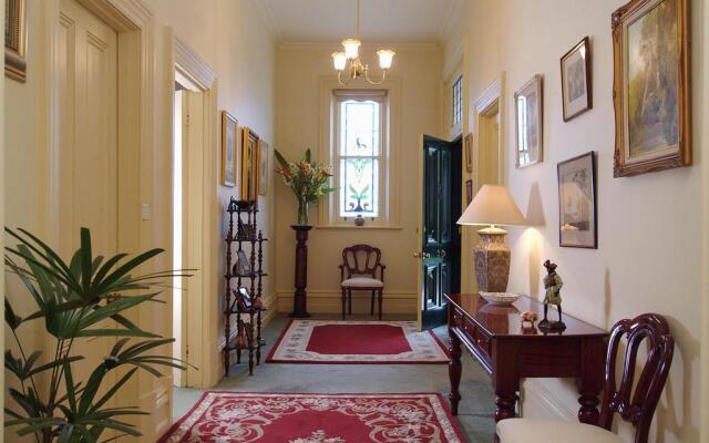 The Lodge Country House