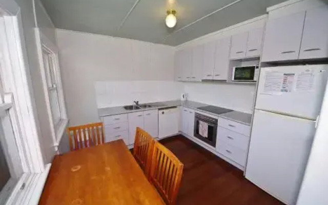 Apollo 2 9 Hodgson Street