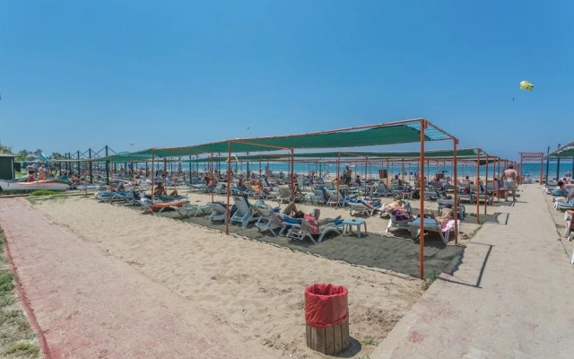 Heaven Beach Apart