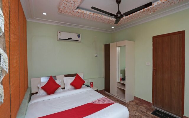 OYO 16977 Megha Resort