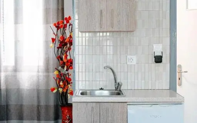 Marousi Rooms
