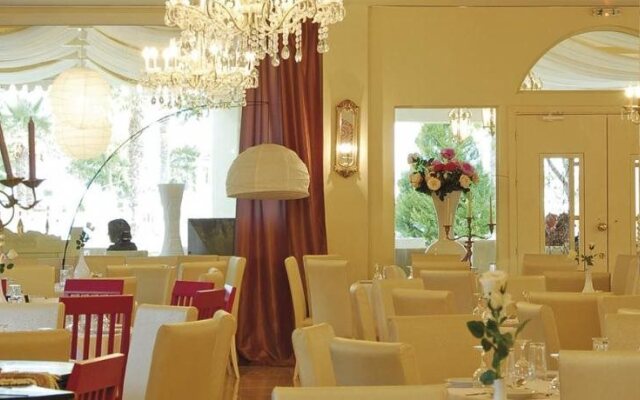 Orfeas Blue Resort