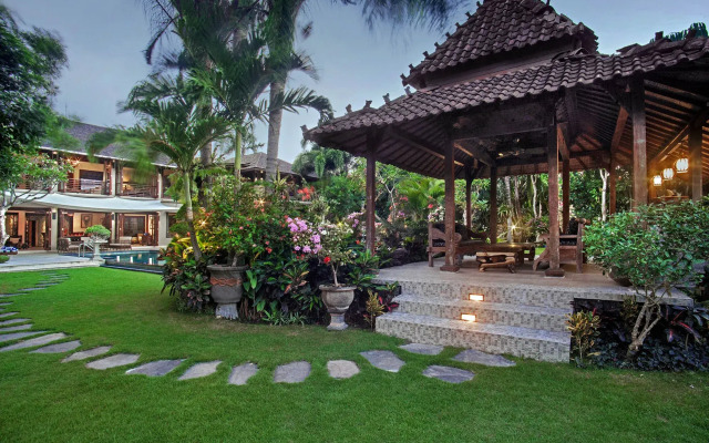 Villa Avalon
