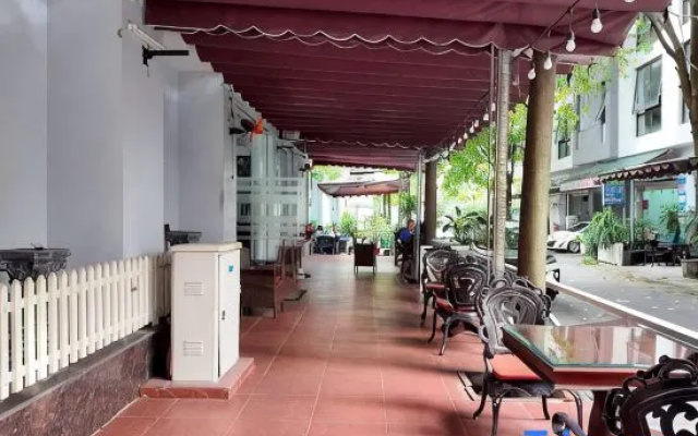 Chau Giang Hotel – Outside – Thu Dau Mot
