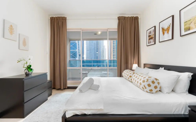 Whitesage - Gorgeous Apartment in JLT Near the Metro Station