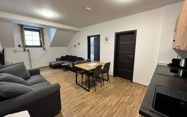 PLESSBERG Apartments Plešivec