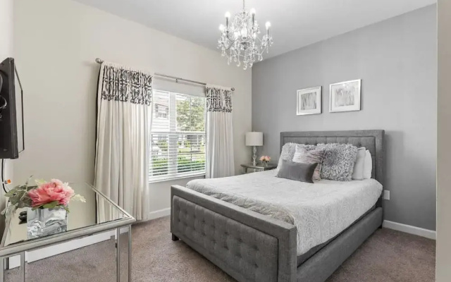 5 BR Disney Themed Bedrooms