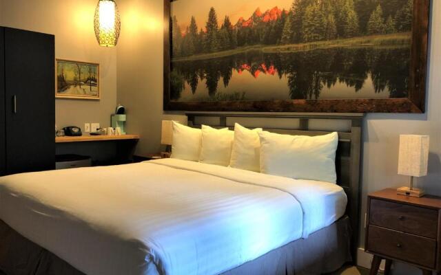 hotelImage