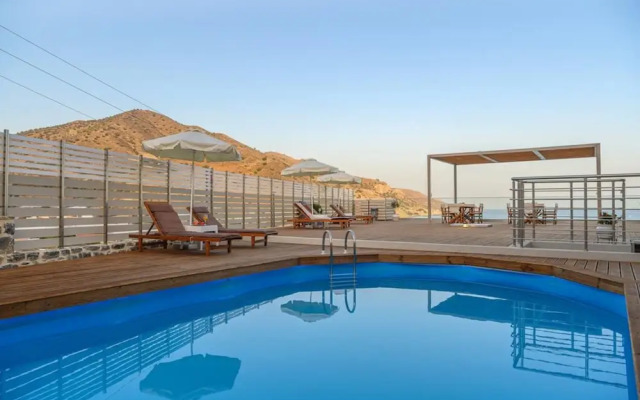 Villa Sunrise - South Crete Sea View