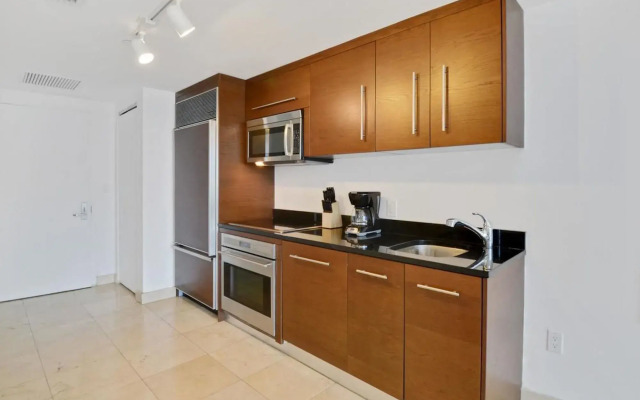 Posh Studio in Brickell by Sonder