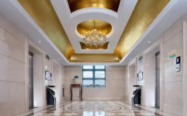 Vienna Hotel(Shenzhen Pingshan High-speed Rail Station & Pingshanwei Metro Station)