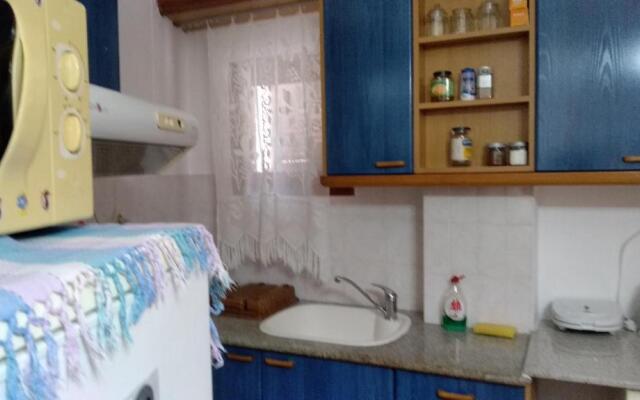 Akti Miaouli Holiday Home