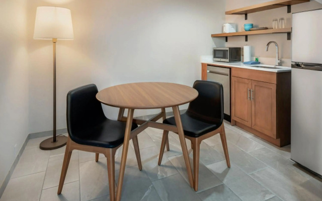 Fairfield Inn & Suites by Marriott Rome