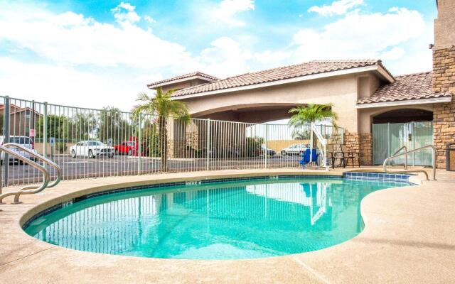 Hawthorn Suites by Wyndham Tempe/Mesa/Phoenix Area