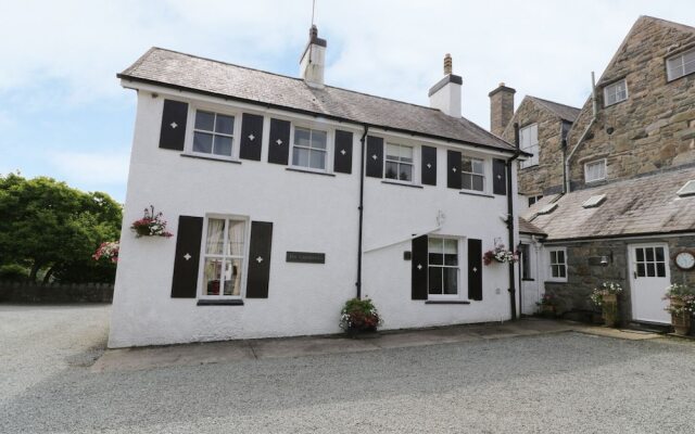 Gardeners Cottage