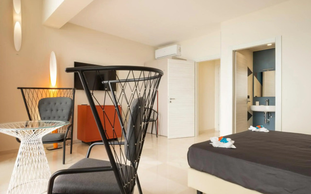 Central Gallery Rooms