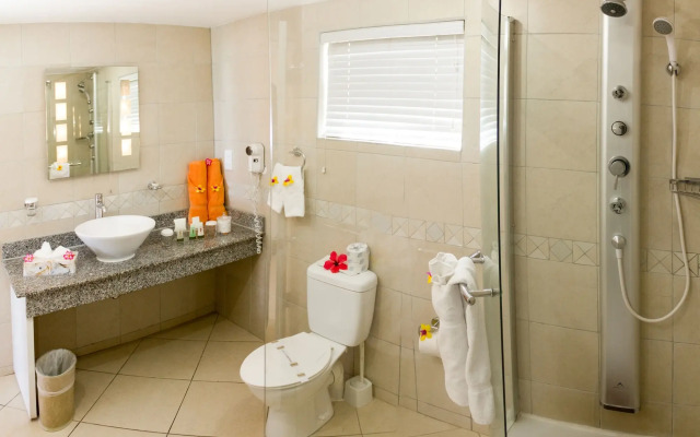 Bay Gardens Beach Resort and Spa