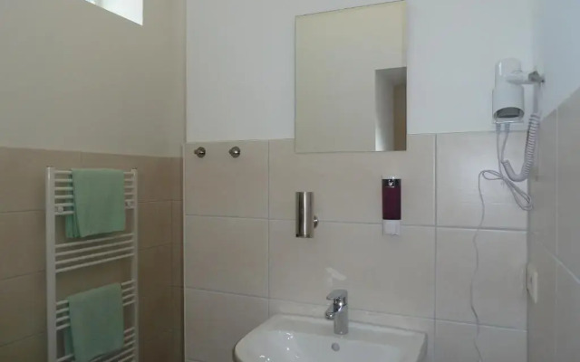 Hostel Wittenberg - Hotel Garni