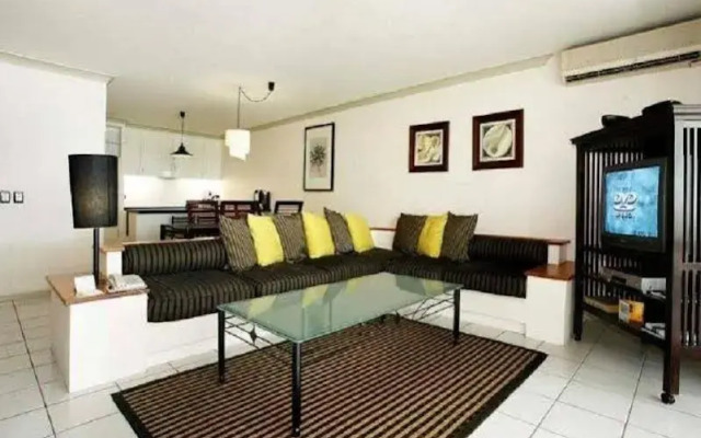 The Boutique Collection - Jewel of the Reef Hotel