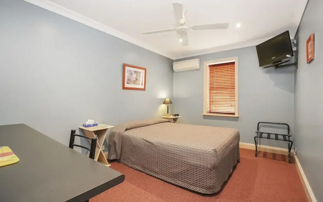 Grand Central Accommodation B&B Cobden