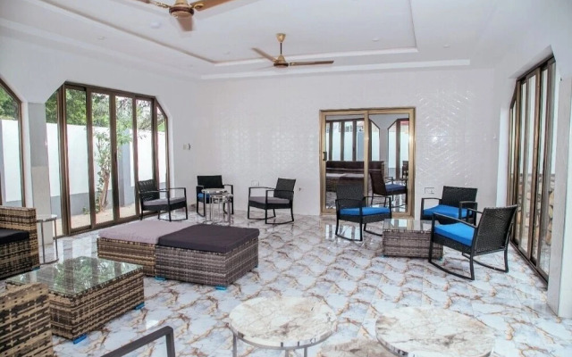 CK Suites Hotel and Apartments