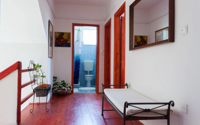 Hedera Estate, Hedera A1