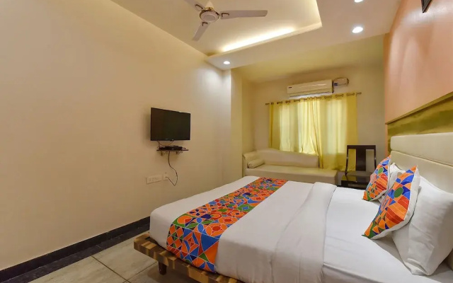 Fabhotel Wind Palace