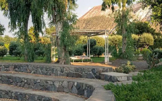 Hotiday Vulcano Porto