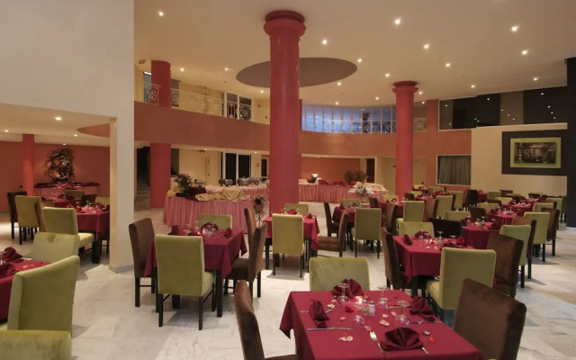 Hotel Tghat