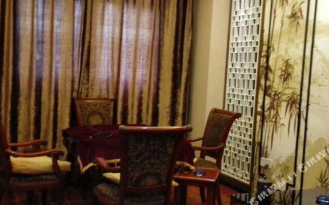 Xuefeng Hotel