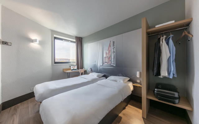 B&B HOTEL Toulouse Centre Canal du Midi