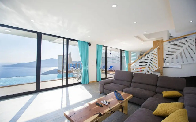 Villa Jilda by Akdenizvillam