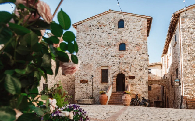 Borgo Petroro