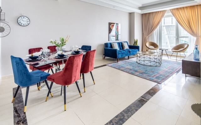 Chic 3BR With Study in The Heart of Downtown Dubai!