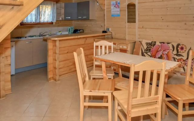 Beautiful Home in Sianozety With 2 Bedrooms