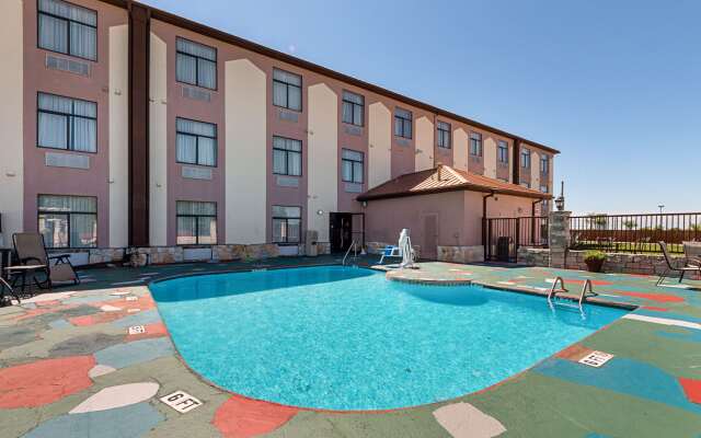 Quality Inn & Suites