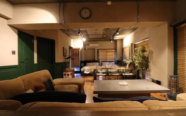 sunmalldai3 – Lobby – Tokyo