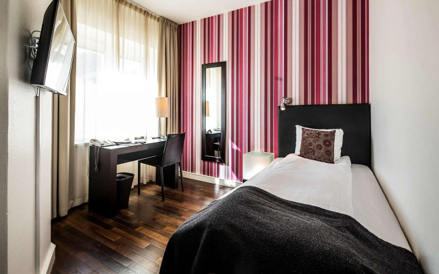 First Hotel Witt