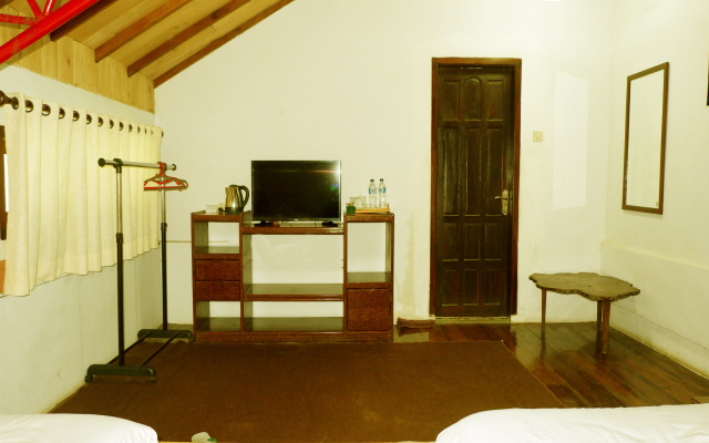 OYO 604 Cemara's Homestay