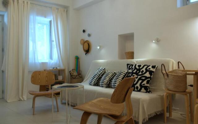 White cycladic town house with sea vew